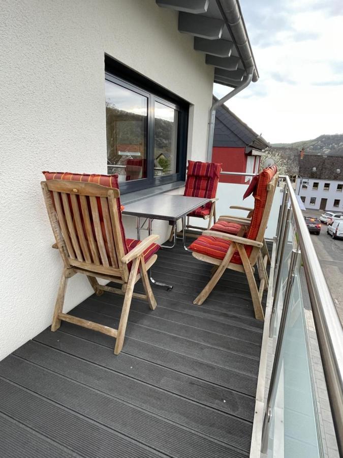 Ferienwohnung " Wein Unter Palmen " Neumagen-Dhron Kültér fotó